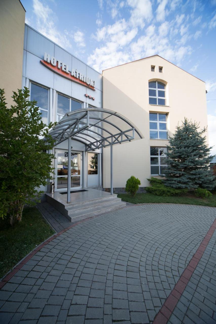 Hotel Atrium Tîrgu Secuiesc Eksteriør billede